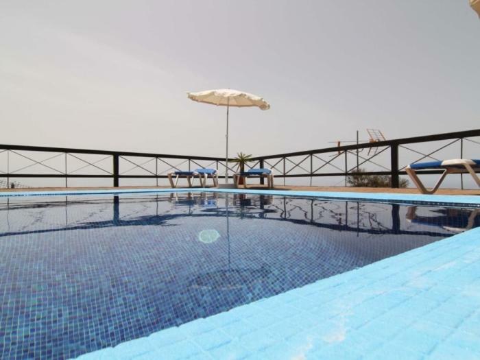 Cercado Del Medio, Chalet Con Piscina Privada 阿德耶 外观 照片